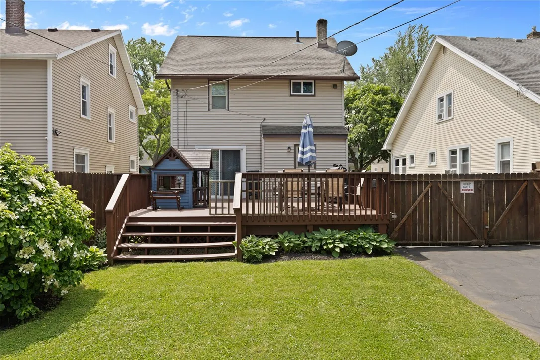 80 Wyndham Road, Rochester, New York 14612, Rochester, New York 14612, 3 Bedrooms Bedrooms, 5 Rooms Rooms,1 BathroomBathrooms,Residential,Closed,80 Wyndham Road, Rochester, New York 14612,0,R1628976