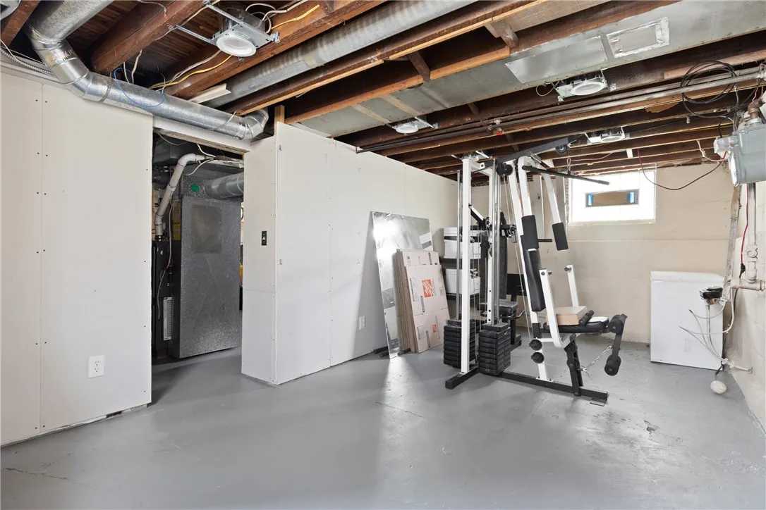 80 Wyndham Road, Rochester, New York 14612, Rochester, New York 14612, 3 Bedrooms Bedrooms, 5 Rooms Rooms,1 BathroomBathrooms,Residential,Closed,80 Wyndham Road, Rochester, New York 14612,0,R1628976