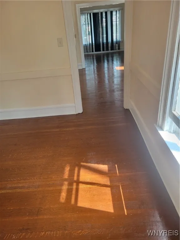 291 East East North Street Lower, Buffalo, New Yor, Buffalo, New York 14204, 2 Bedrooms Bedrooms, 6 Rooms Rooms,1 BathroomBathrooms,Residential Lease,For Rent,291 East East North Street Lower, Buffalo, New Yor,B1628982