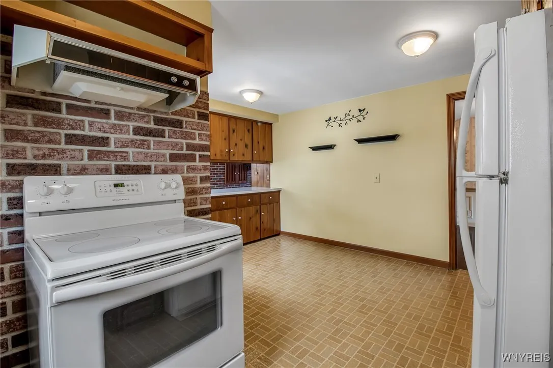 143 Ashford Avenue, Tonawanda, New York 14150, Tonawanda, New York 14150, 3 Bedrooms Bedrooms, 7 Rooms Rooms,1 BathroomBathrooms,Residential,Closed,143 Ashford Avenue, Tonawanda, New York 14150,0,B1628361