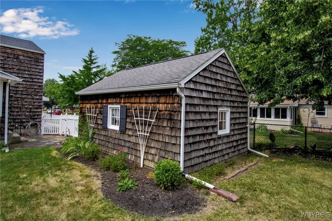 143 Ashford Avenue, Tonawanda, New York 14150, Tonawanda, New York 14150, 3 Bedrooms Bedrooms, 7 Rooms Rooms,1 BathroomBathrooms,Residential,Closed,143 Ashford Avenue, Tonawanda, New York 14150,0,B1628361