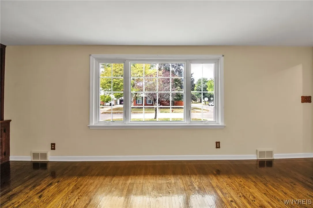 143 Ashford Avenue, Tonawanda, New York 14150, Tonawanda, New York 14150, 3 Bedrooms Bedrooms, 7 Rooms Rooms,1 BathroomBathrooms,Residential,Closed,143 Ashford Avenue, Tonawanda, New York 14150,0,B1628361