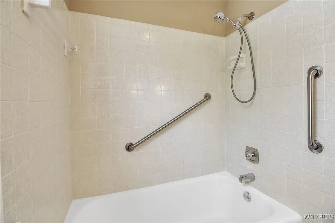 143 Ashford Avenue, Tonawanda, New York 14150, Tonawanda, New York 14150, 3 Bedrooms Bedrooms, 7 Rooms Rooms,1 BathroomBathrooms,Residential,Closed,143 Ashford Avenue, Tonawanda, New York 14150,0,B1628361