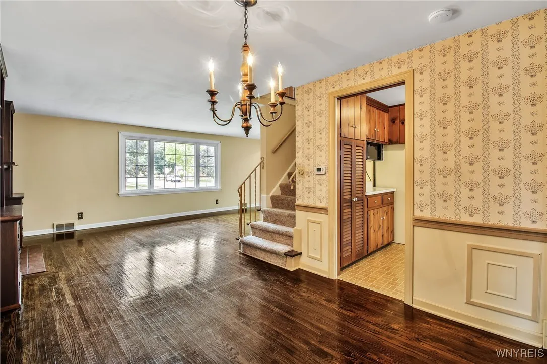 143 Ashford Avenue, Tonawanda, New York 14150, Tonawanda, New York 14150, 3 Bedrooms Bedrooms, 7 Rooms Rooms,1 BathroomBathrooms,Residential,Closed,143 Ashford Avenue, Tonawanda, New York 14150,0,B1628361