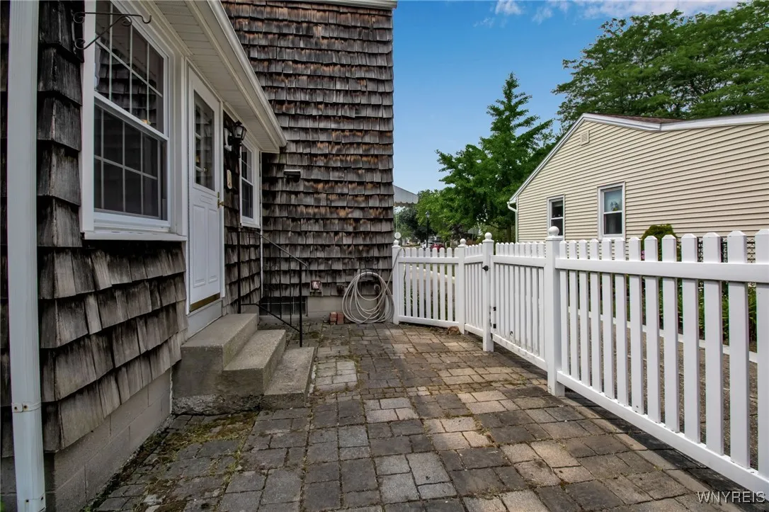 143 Ashford Avenue, Tonawanda, New York 14150, Tonawanda, New York 14150, 3 Bedrooms Bedrooms, 7 Rooms Rooms,1 BathroomBathrooms,Residential,Closed,143 Ashford Avenue, Tonawanda, New York 14150,0,B1628361