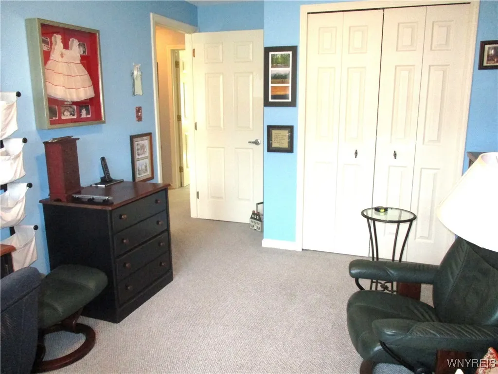 105-2 Carriage Drive 2, Orchard Park, New York 141, Orchard Park, New York 14127, 3 Bedrooms Bedrooms, 6 Rooms Rooms,1 BathroomBathrooms,Residential,For Sale,105-2 Carriage Drive 2, Orchard Park, New York 141,B1628994