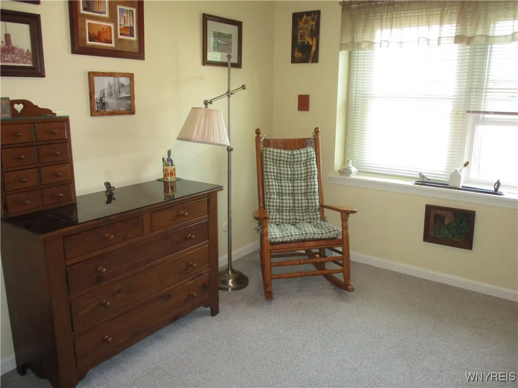 105-2 Carriage Drive 2, Orchard Park, New York 141, Orchard Park, New York 14127, 3 Bedrooms Bedrooms, 6 Rooms Rooms,1 BathroomBathrooms,Residential,For Sale,105-2 Carriage Drive 2, Orchard Park, New York 141,B1628994
