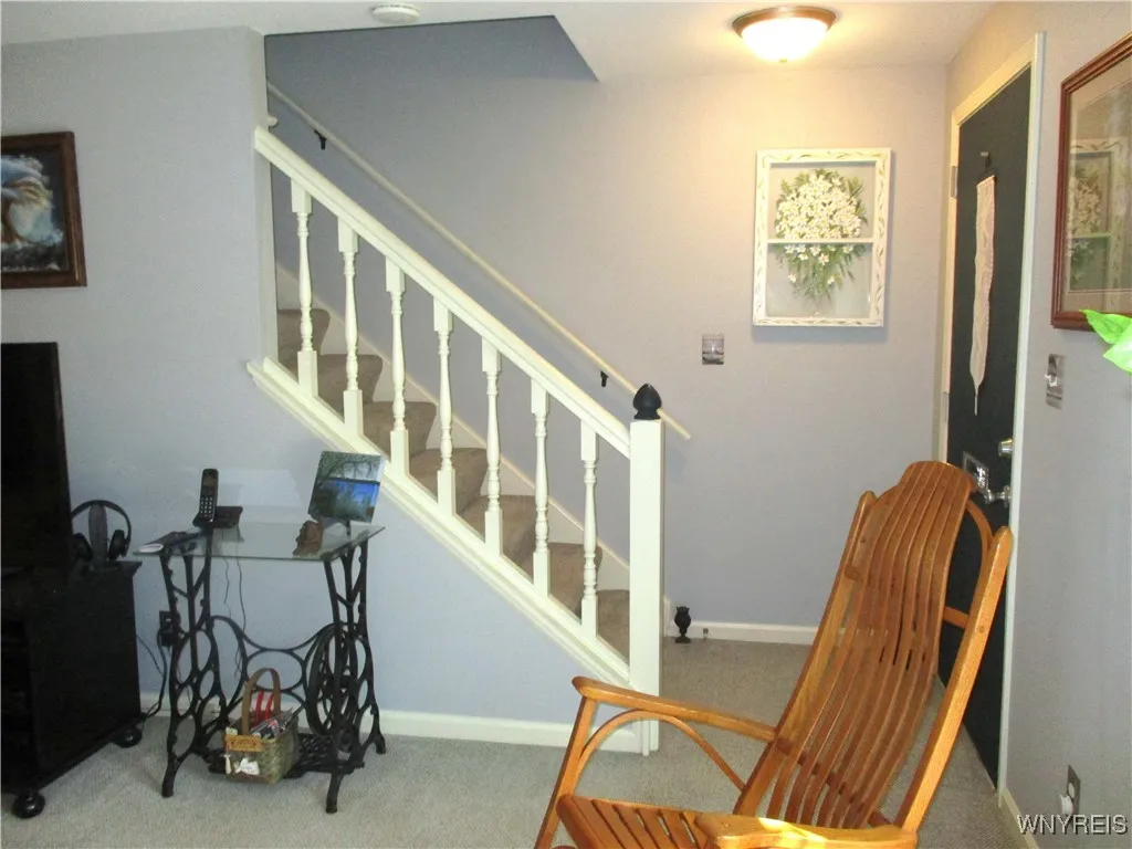 105-2 Carriage Drive 2, Orchard Park, New York 141, Orchard Park, New York 14127, 3 Bedrooms Bedrooms, 6 Rooms Rooms,1 BathroomBathrooms,Residential,For Sale,105-2 Carriage Drive 2, Orchard Park, New York 141,B1628994