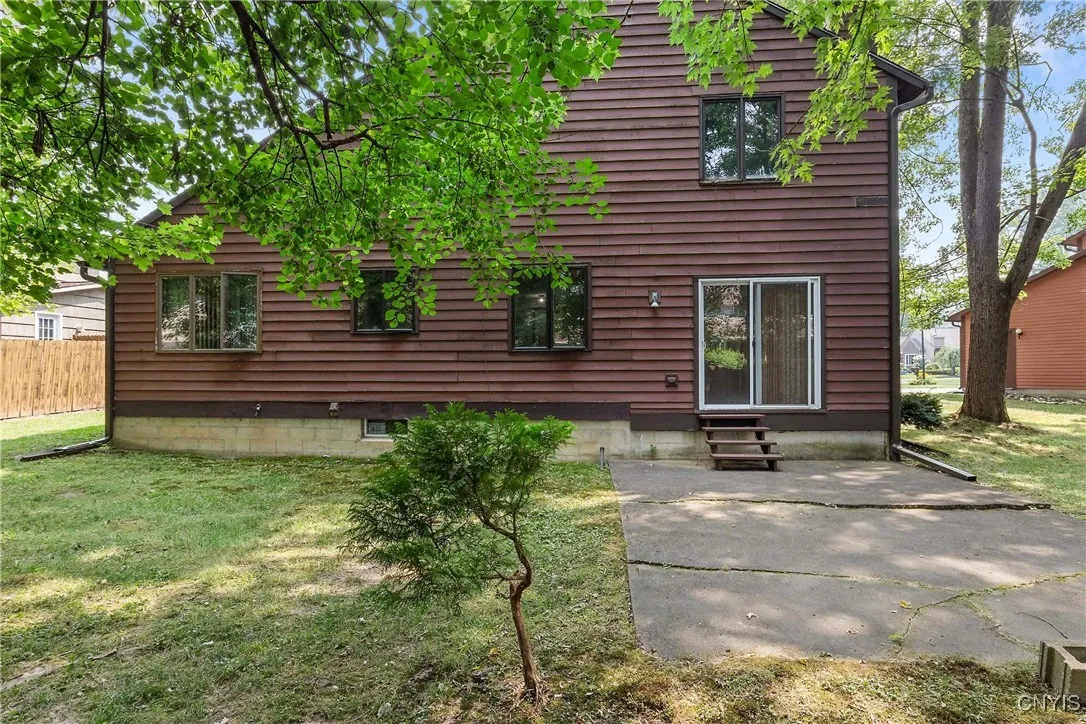 4270 Persimmon, Clay, New York 13090, Clay, New York 13090, 4 Bedrooms Bedrooms, 9 Rooms Rooms,2 BathroomsBathrooms,Residential,Closed,4270 Persimmon, Clay, New York 13090,0,S1626913