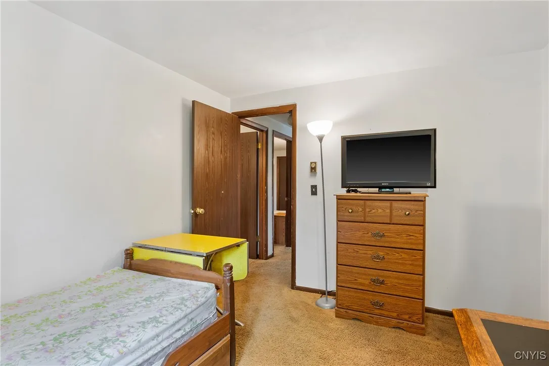 4270 Persimmon, Clay, New York 13090, Clay, New York 13090, 4 Bedrooms Bedrooms, 9 Rooms Rooms,2 BathroomsBathrooms,Residential,Closed,4270 Persimmon, Clay, New York 13090,0,S1626913