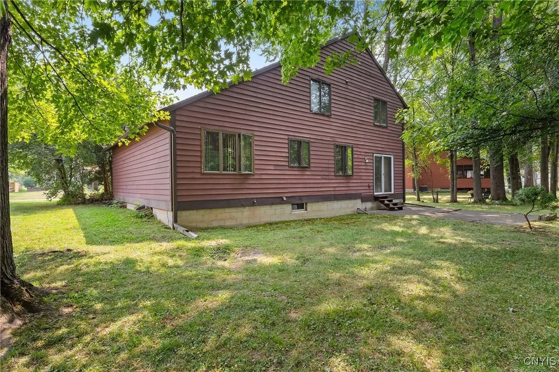 4270 Persimmon, Clay, New York 13090, Clay, New York 13090, 4 Bedrooms Bedrooms, 9 Rooms Rooms,2 BathroomsBathrooms,Residential,Closed,4270 Persimmon, Clay, New York 13090,0,S1626913