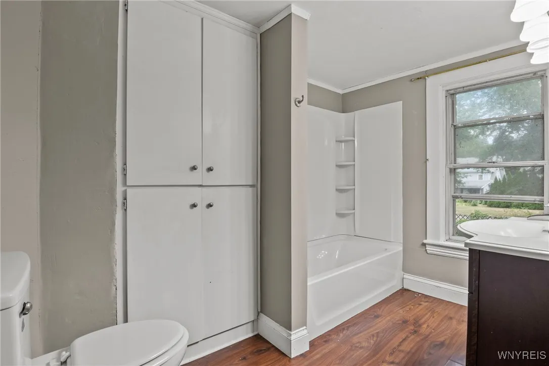 124 Chestnut Street, Shelby, New York 14103, Shelby, New York 14103, 3 Bedrooms Bedrooms, 6 Rooms Rooms,1 BathroomBathrooms,Residential,For Sale,124 Chestnut Street, Shelby, New York 14103,0,B1629033