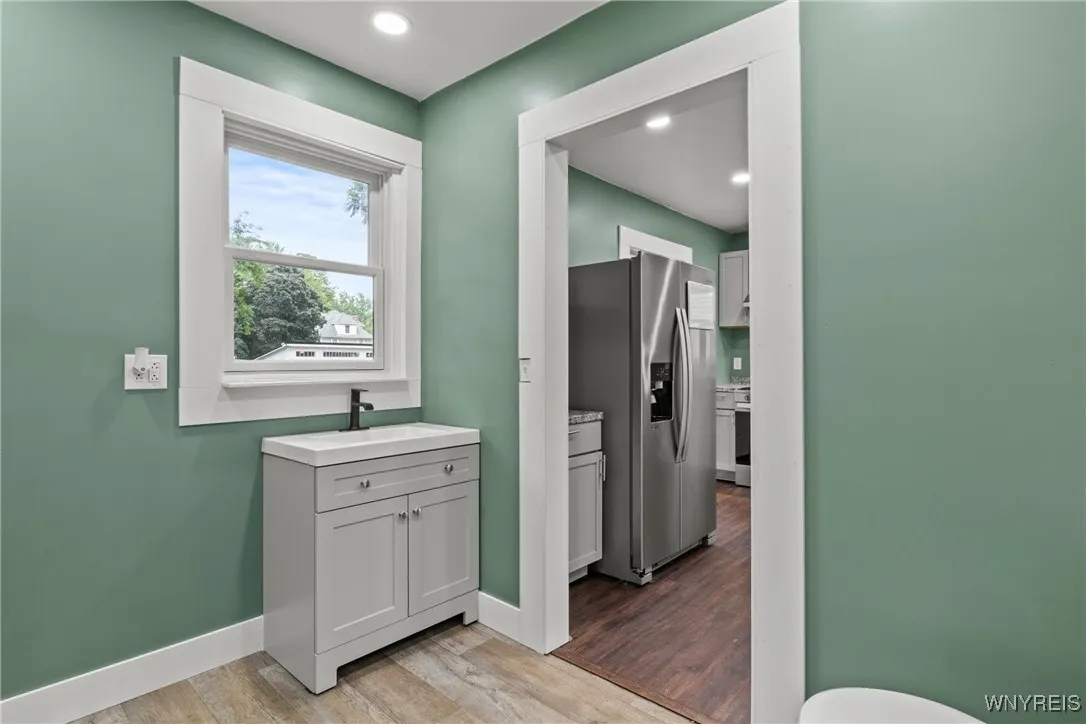 124 Chestnut Street, Shelby, New York 14103, Shelby, New York 14103, 3 Bedrooms Bedrooms, 6 Rooms Rooms,1 BathroomBathrooms,Residential,For Sale,124 Chestnut Street, Shelby, New York 14103,0,B1629033