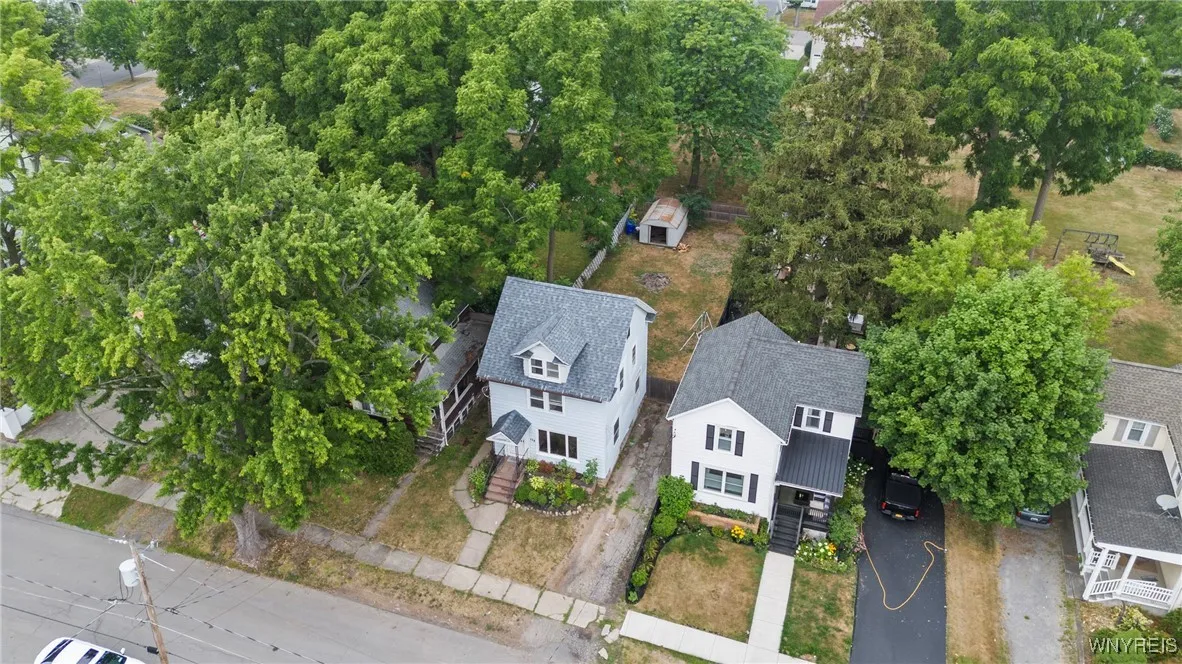 124 Chestnut Street, Shelby, New York 14103, Shelby, New York 14103, 3 Bedrooms Bedrooms, 6 Rooms Rooms,1 BathroomBathrooms,Residential,For Sale,124 Chestnut Street, Shelby, New York 14103,0,B1629033
