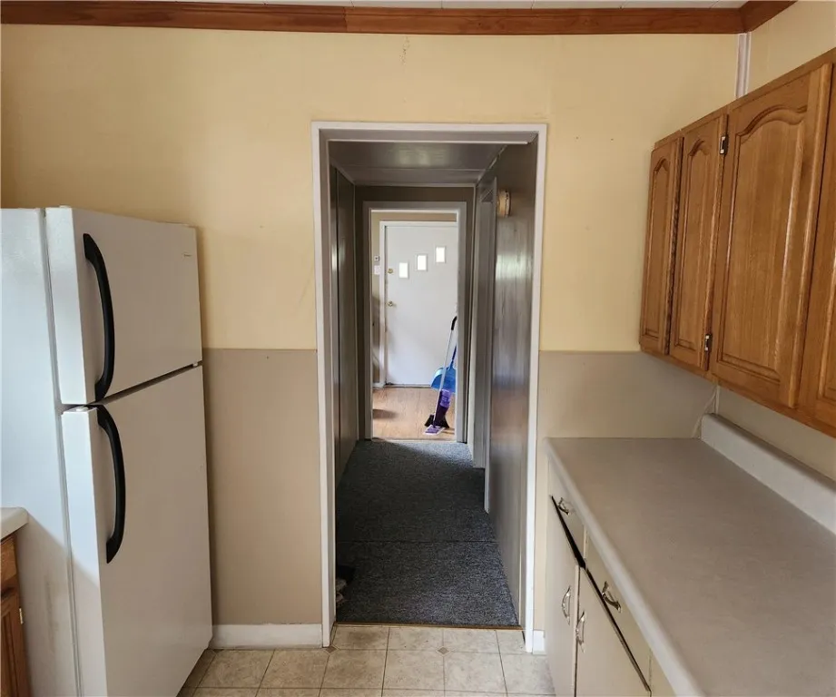 422 Monroe Avenue, Hornell, New York 14843, Hornell, New York 14843, 2 Bedrooms Bedrooms, 5 Rooms Rooms,1 BathroomBathrooms,Residential,Closed,422 Monroe Avenue, Hornell, New York 14843,0,R1629013