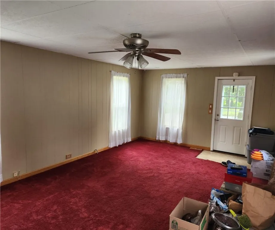 422 Monroe Avenue, Hornell, New York 14843, Hornell, New York 14843, 2 Bedrooms Bedrooms, 5 Rooms Rooms,1 BathroomBathrooms,Residential,Closed,422 Monroe Avenue, Hornell, New York 14843,0,R1629013