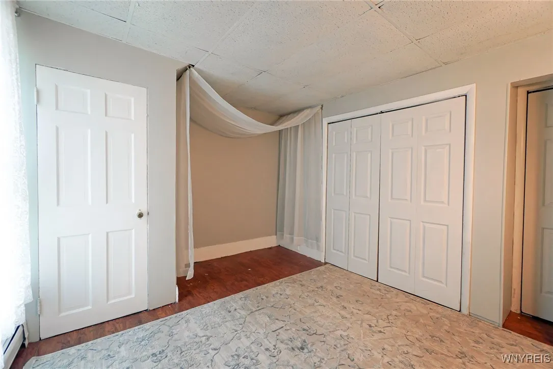 46 Orchard Avenue, Evans, New York 14006, Evans, New York 14006, 8 Bedrooms Bedrooms, ,3 BathroomsBathrooms,Residential,Closed,46 Orchard Avenue, Evans, New York 14006,0,B1628288