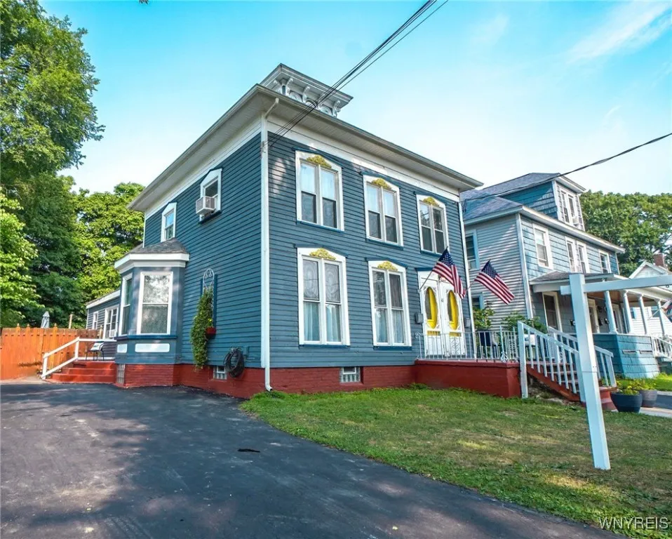 46 Orchard Avenue, Evans, New York 14006, Evans, New York 14006, 8 Bedrooms Bedrooms, ,3 BathroomsBathrooms,Residential,Closed,46 Orchard Avenue, Evans, New York 14006,0,B1628288