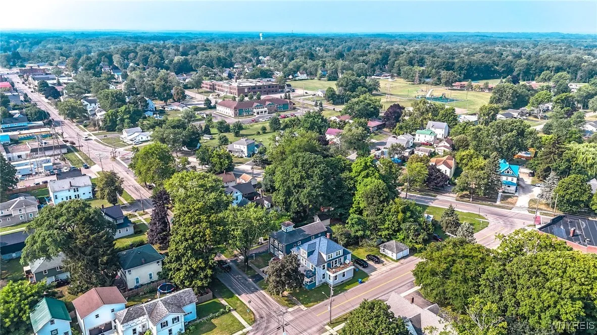 46 Orchard Avenue, Evans, New York 14006, Evans, New York 14006, 8 Bedrooms Bedrooms, ,3 BathroomsBathrooms,Residential,Closed,46 Orchard Avenue, Evans, New York 14006,0,B1628288