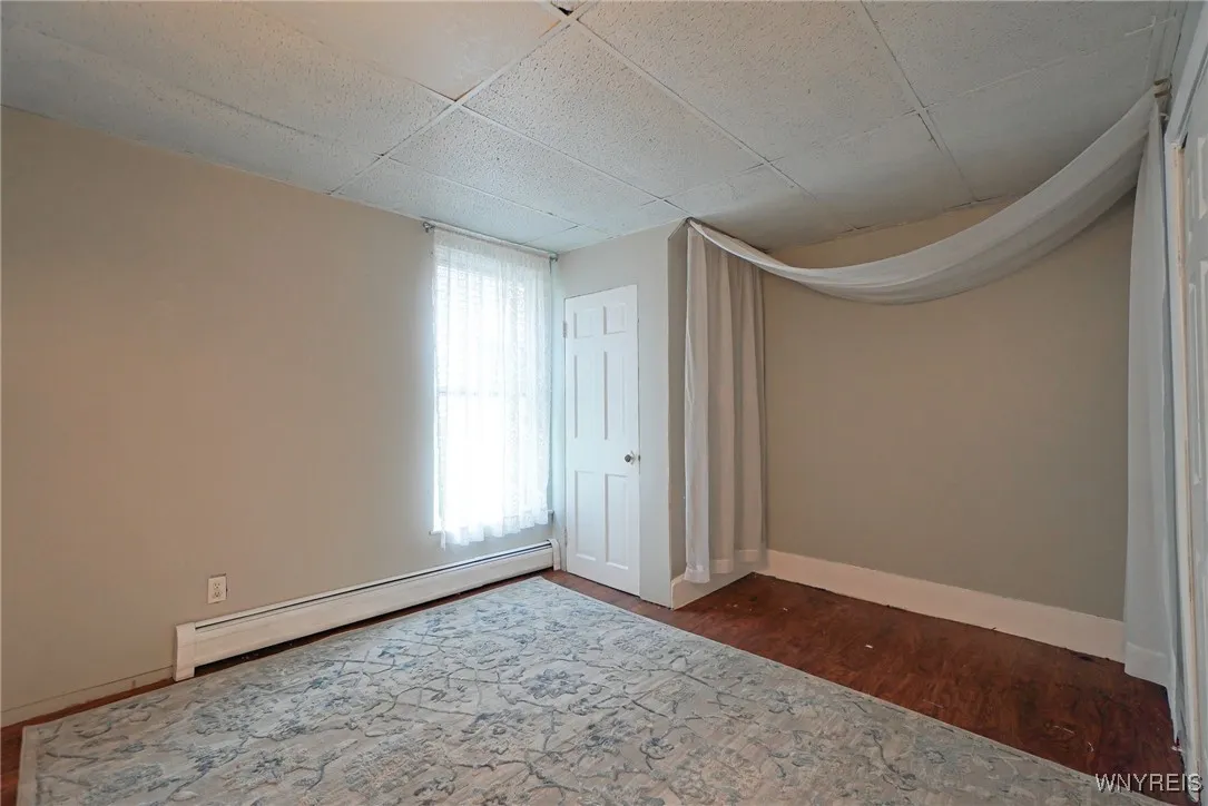 46 Orchard Avenue, Evans, New York 14006, Evans, New York 14006, 8 Bedrooms Bedrooms, ,3 BathroomsBathrooms,Residential,Closed,46 Orchard Avenue, Evans, New York 14006,0,B1628288