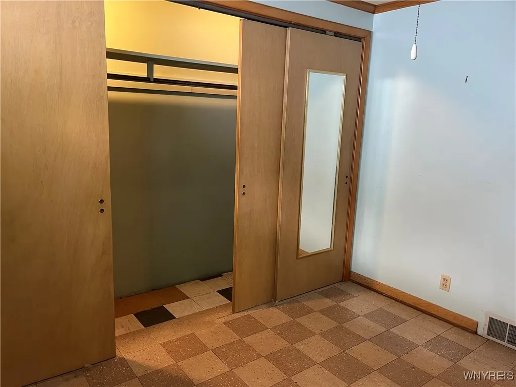 Bedroom 2 - large closet!