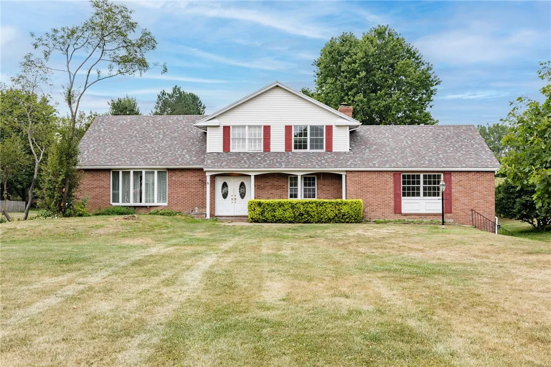 1673 Salt Road, Penfield, New York 14526, Penfield, New York 14526, 5 Bedrooms Bedrooms, 9 Rooms Rooms,2 BathroomsBathrooms,Residential,Closed,1673 Salt Road, Penfield, New York 14526,0,R1628366