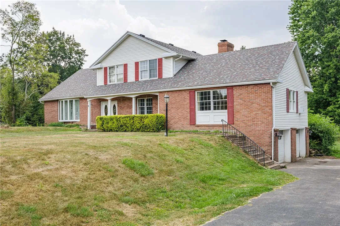 1673 Salt Road, Penfield, New York 14526, Penfield, New York 14526, 5 Bedrooms Bedrooms, 9 Rooms Rooms,2 BathroomsBathrooms,Residential,Closed,1673 Salt Road, Penfield, New York 14526,0,R1628366