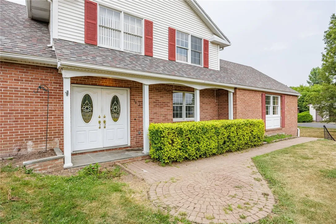 1673 Salt Road, Penfield, New York 14526, Penfield, New York 14526, 5 Bedrooms Bedrooms, 9 Rooms Rooms,2 BathroomsBathrooms,Residential,Closed,1673 Salt Road, Penfield, New York 14526,0,R1628366