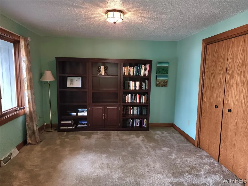 36 Braunview Way, Orchard Park, New York 14127, Orchard Park, New York 14127, 4 Bedrooms Bedrooms, 9 Rooms Rooms,2 BathroomsBathrooms,Residential Lease,For Rent,36 Braunview Way, Orchard Park, New York 14127,B1620777