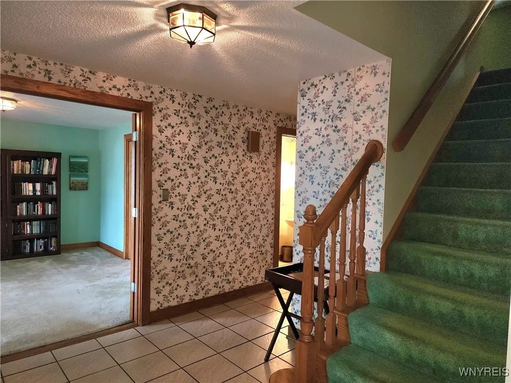 36 Braunview Way, Orchard Park, New York 14127, Orchard Park, New York 14127, 4 Bedrooms Bedrooms, 9 Rooms Rooms,2 BathroomsBathrooms,Residential Lease,For Rent,36 Braunview Way, Orchard Park, New York 14127,B1620777