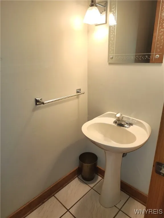 36 Braunview Way, Orchard Park, New York 14127, Orchard Park, New York 14127, 4 Bedrooms Bedrooms, 9 Rooms Rooms,2 BathroomsBathrooms,Residential Lease,For Rent,36 Braunview Way, Orchard Park, New York 14127,B1620777