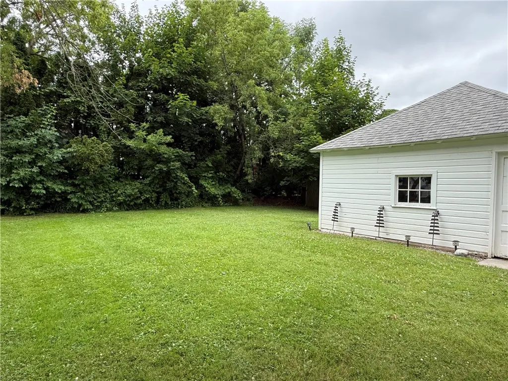 24 Oak Street, Geneva City, New York 14456, Geneva City, New York 14456, 3 Bedrooms Bedrooms, ,1 BathroomBathrooms,Residential,Closed,24 Oak Street, Geneva City, New York 14456,0,R1628821