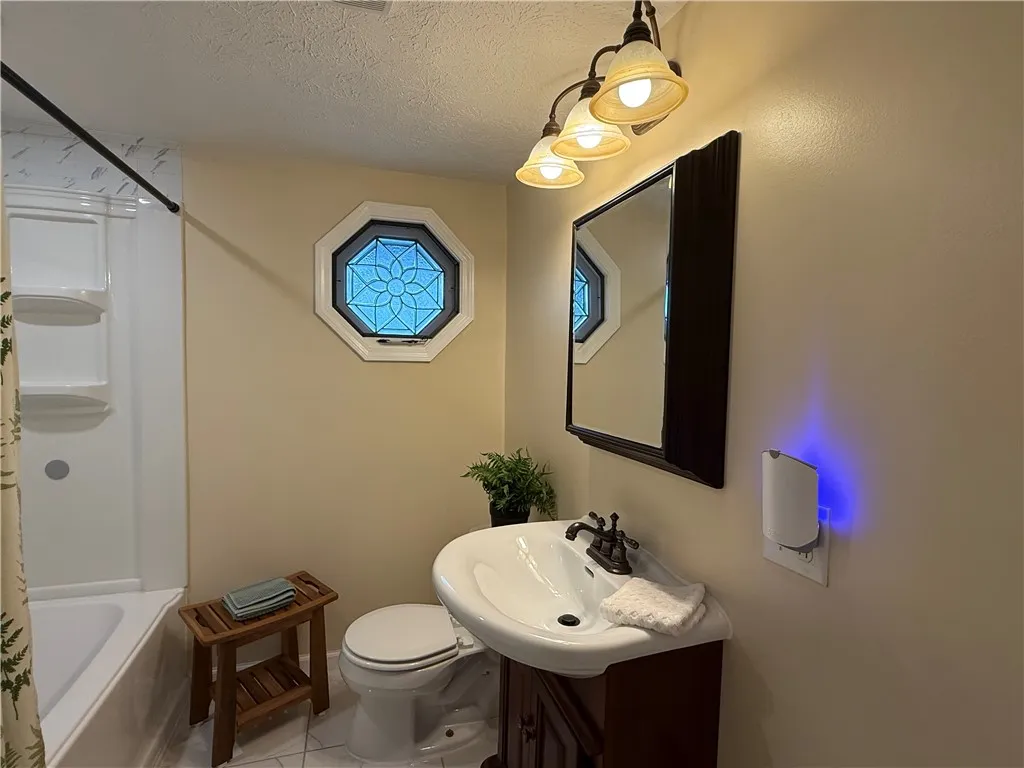 24 Oak Street, Geneva City, New York 14456, Geneva City, New York 14456, 3 Bedrooms Bedrooms, ,1 BathroomBathrooms,Residential,Closed,24 Oak Street, Geneva City, New York 14456,0,R1628821