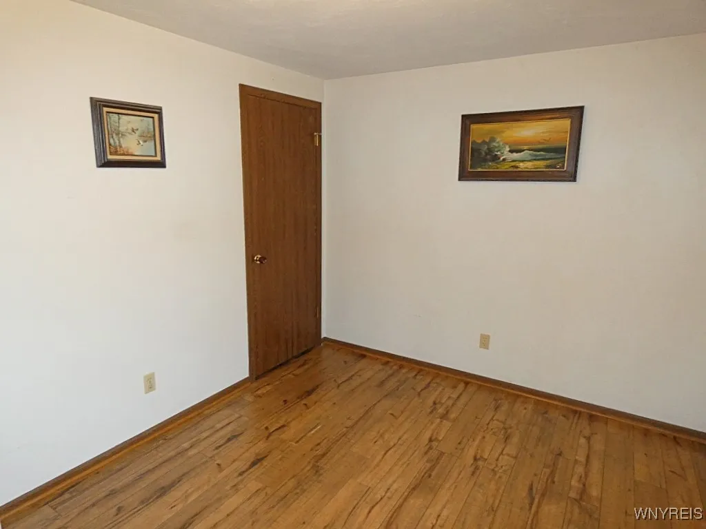 9321 Saint Johns Parkway, Niagara Falls, New York, Niagara Falls, New York 14304, 3 Bedrooms Bedrooms, 5 Rooms Rooms,1 BathroomBathrooms,Residential,Closed,9321 Saint Johns Parkway, Niagara Falls, New York ,0,B1628868