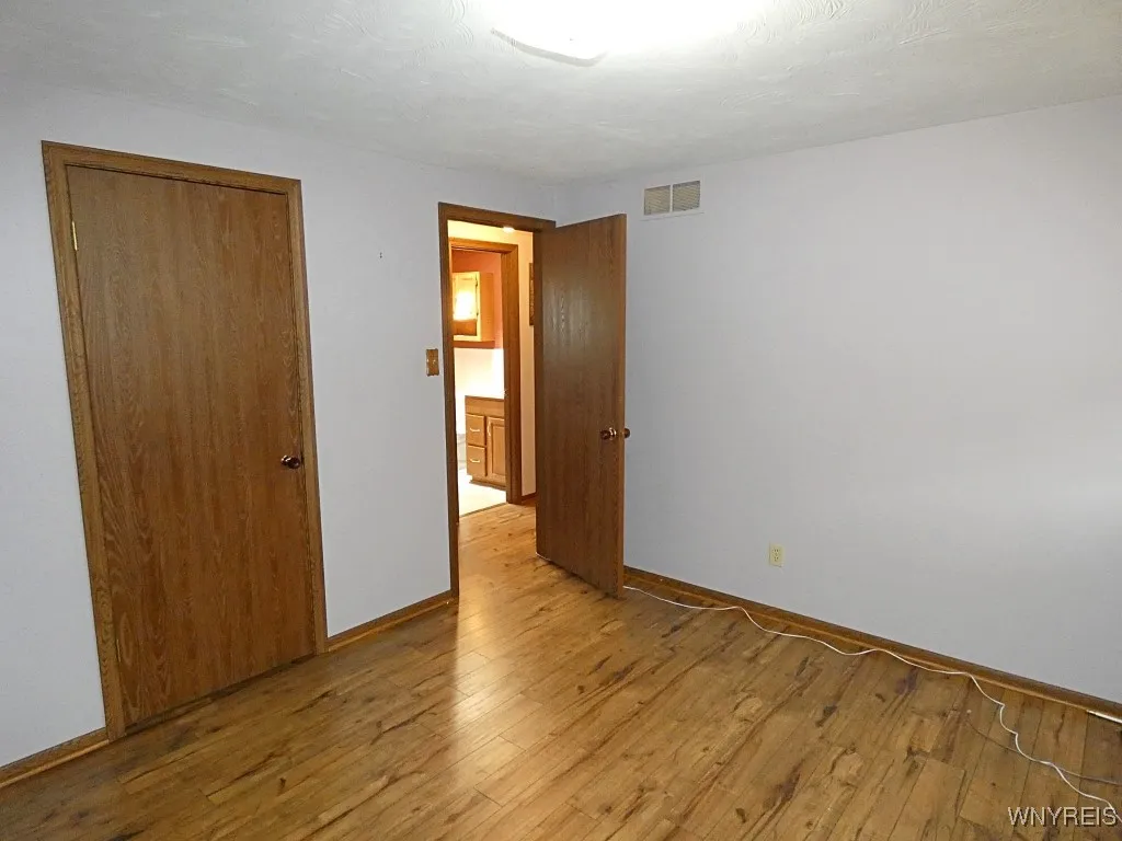 9321 Saint Johns Parkway, Niagara Falls, New York, Niagara Falls, New York 14304, 3 Bedrooms Bedrooms, 5 Rooms Rooms,1 BathroomBathrooms,Residential,Closed,9321 Saint Johns Parkway, Niagara Falls, New York ,0,B1628868