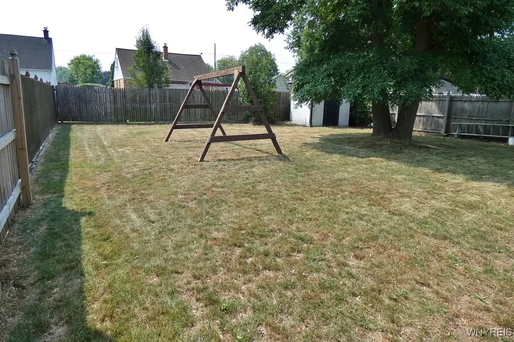 9321 Saint Johns Parkway, Niagara Falls, New York, Niagara Falls, New York 14304, 3 Bedrooms Bedrooms, 5 Rooms Rooms,1 BathroomBathrooms,Residential,Closed,9321 Saint Johns Parkway, Niagara Falls, New York ,0,B1628868