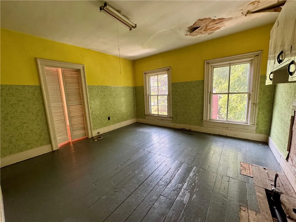 82 West Street, Oneonta, New York 13820, Oneonta, New York 13820, 4 Bedrooms Bedrooms, 10 Rooms Rooms,2 BathroomsBathrooms,Residential,For Sale,82 West Street, Oneonta, New York 13820,0,R1628387
