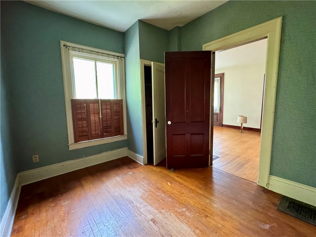 82 West Street, Oneonta, New York 13820, Oneonta, New York 13820, 4 Bedrooms Bedrooms, 10 Rooms Rooms,2 BathroomsBathrooms,Residential,For Sale,82 West Street, Oneonta, New York 13820,0,R1628387