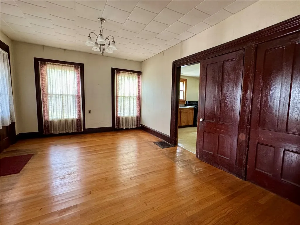 82 West Street, Oneonta, New York 13820, Oneonta, New York 13820, 4 Bedrooms Bedrooms, 10 Rooms Rooms,2 BathroomsBathrooms,Residential,For Sale,82 West Street, Oneonta, New York 13820,0,R1628387
