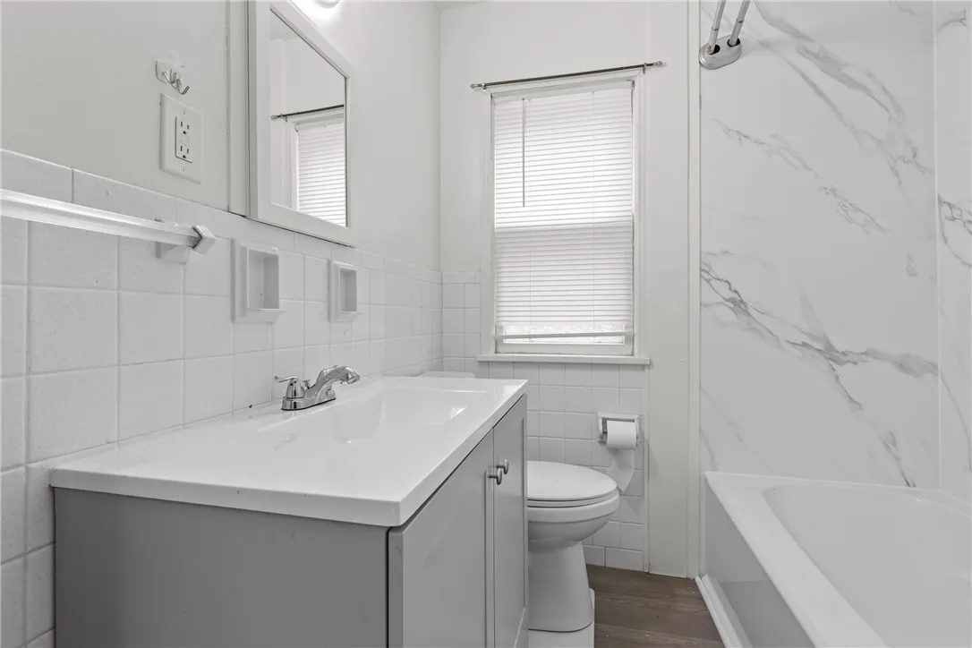 248 Newcomb Street, Rochester, New York 14609, Rochester, New York 14609, 3 Bedrooms Bedrooms, 5 Rooms Rooms,1 BathroomBathrooms,Residential,Closed,248 Newcomb Street, Rochester, New York 14609,0,R1628839