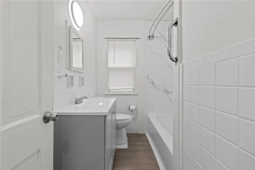 248 Newcomb Street, Rochester, New York 14609, Rochester, New York 14609, 3 Bedrooms Bedrooms, 5 Rooms Rooms,1 BathroomBathrooms,Residential,Closed,248 Newcomb Street, Rochester, New York 14609,0,R1628839