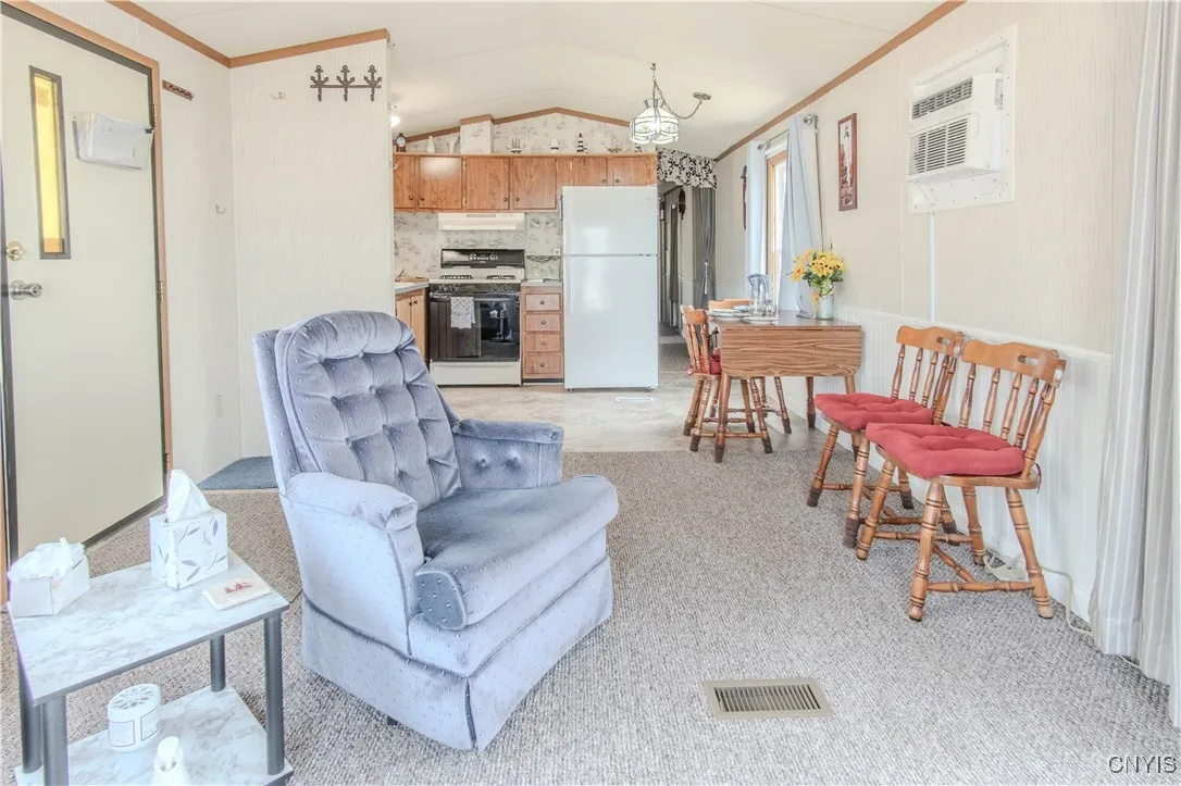 39811 State Route 12, Clayton, New York 13624, Clayton, New York 13624, 2 Bedrooms Bedrooms, 4 Rooms Rooms,1 BathroomBathrooms,Residential,Closed,39811 State Route 12, Clayton, New York 13624,S1627909