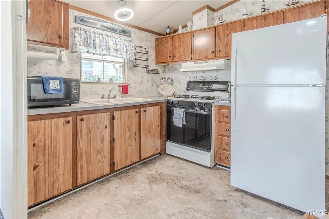 39811 State Route 12, Clayton, New York 13624, Clayton, New York 13624, 2 Bedrooms Bedrooms, 4 Rooms Rooms,1 BathroomBathrooms,Residential,Closed,39811 State Route 12, Clayton, New York 13624,S1627909