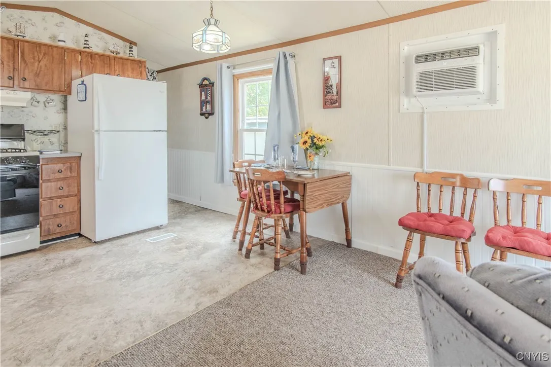 39811 State Route 12, Clayton, New York 13624, Clayton, New York 13624, 2 Bedrooms Bedrooms, 4 Rooms Rooms,1 BathroomBathrooms,Residential,Closed,39811 State Route 12, Clayton, New York 13624,S1627909
