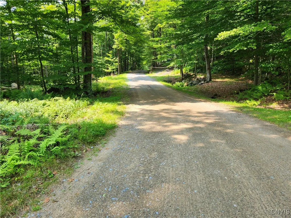 Looking in other direction along road
