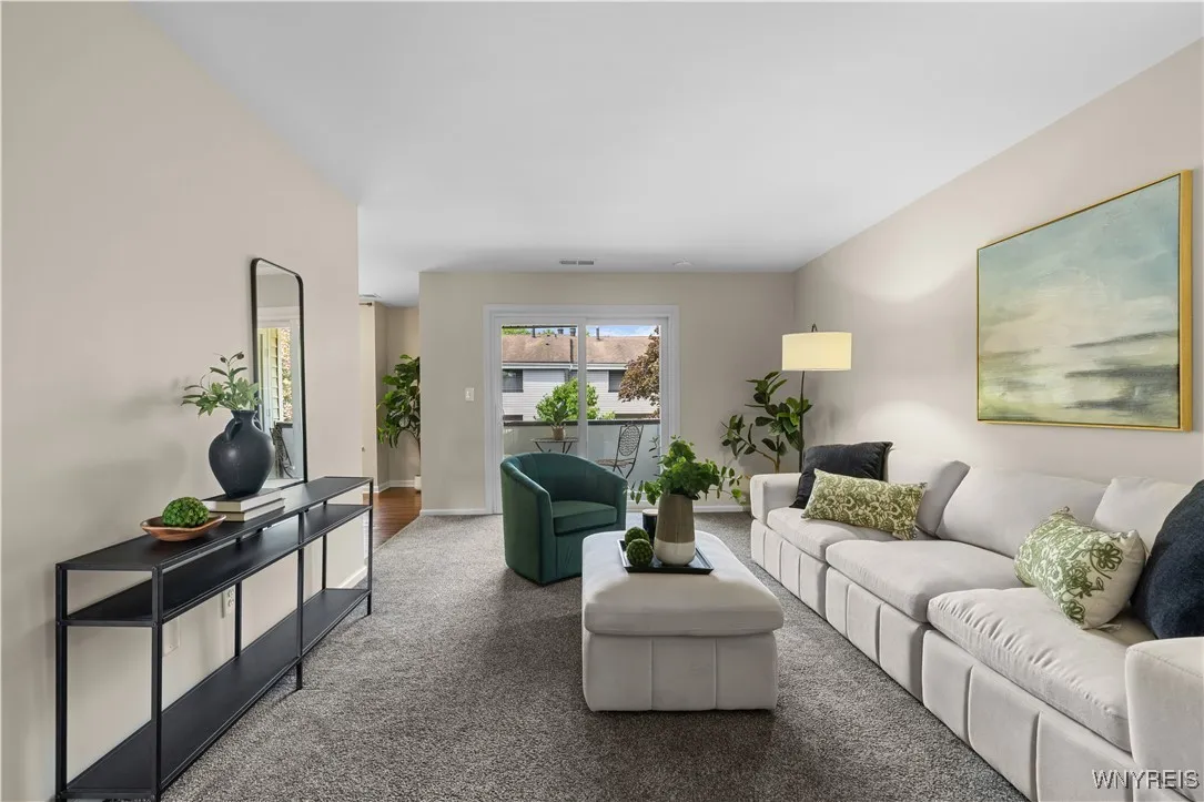 7 Southcreek Court D, Amherst, New York 14051, Amherst, New York 14051, 2 Bedrooms Bedrooms, 6 Rooms Rooms,2 BathroomsBathrooms,Residential,Closed,7 Southcreek Court D, Amherst, New York 14051,0,B1628781