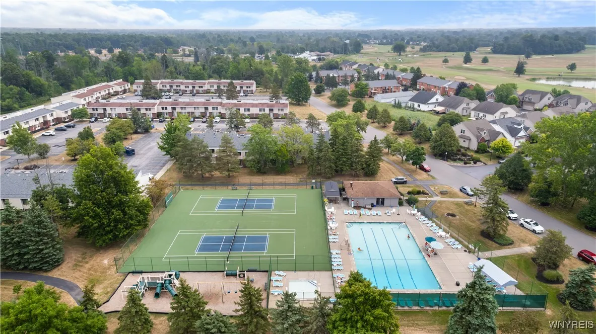 7 Southcreek Court D, Amherst, New York 14051, Amherst, New York 14051, 2 Bedrooms Bedrooms, 6 Rooms Rooms,2 BathroomsBathrooms,Residential,Closed,7 Southcreek Court D, Amherst, New York 14051,0,B1628781