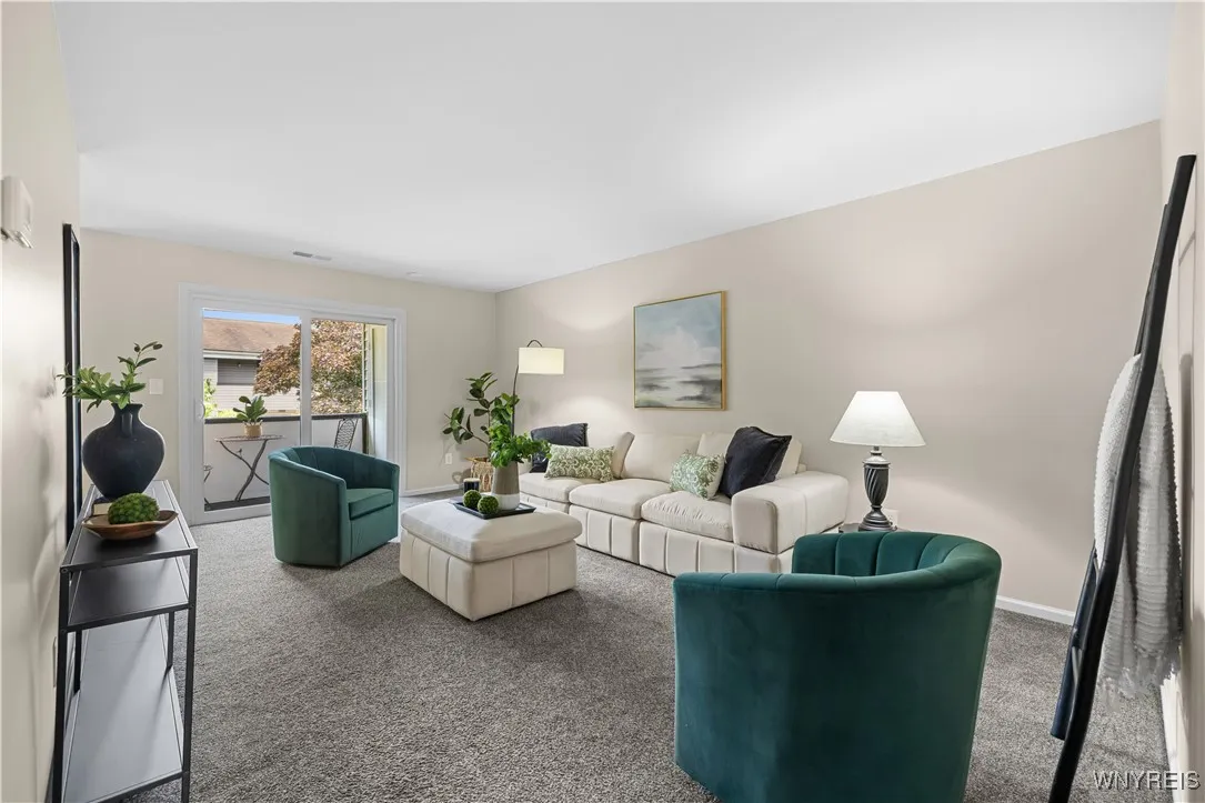 7 Southcreek Court D, Amherst, New York 14051, Amherst, New York 14051, 2 Bedrooms Bedrooms, 6 Rooms Rooms,2 BathroomsBathrooms,Residential,Closed,7 Southcreek Court D, Amherst, New York 14051,0,B1628781