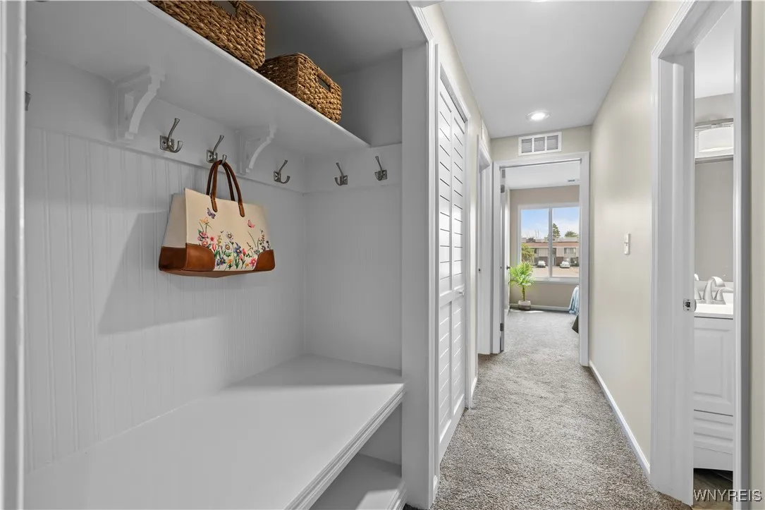 7 Southcreek Court D, Amherst, New York 14051, Amherst, New York 14051, 2 Bedrooms Bedrooms, 6 Rooms Rooms,2 BathroomsBathrooms,Residential,Closed,7 Southcreek Court D, Amherst, New York 14051,0,B1628781