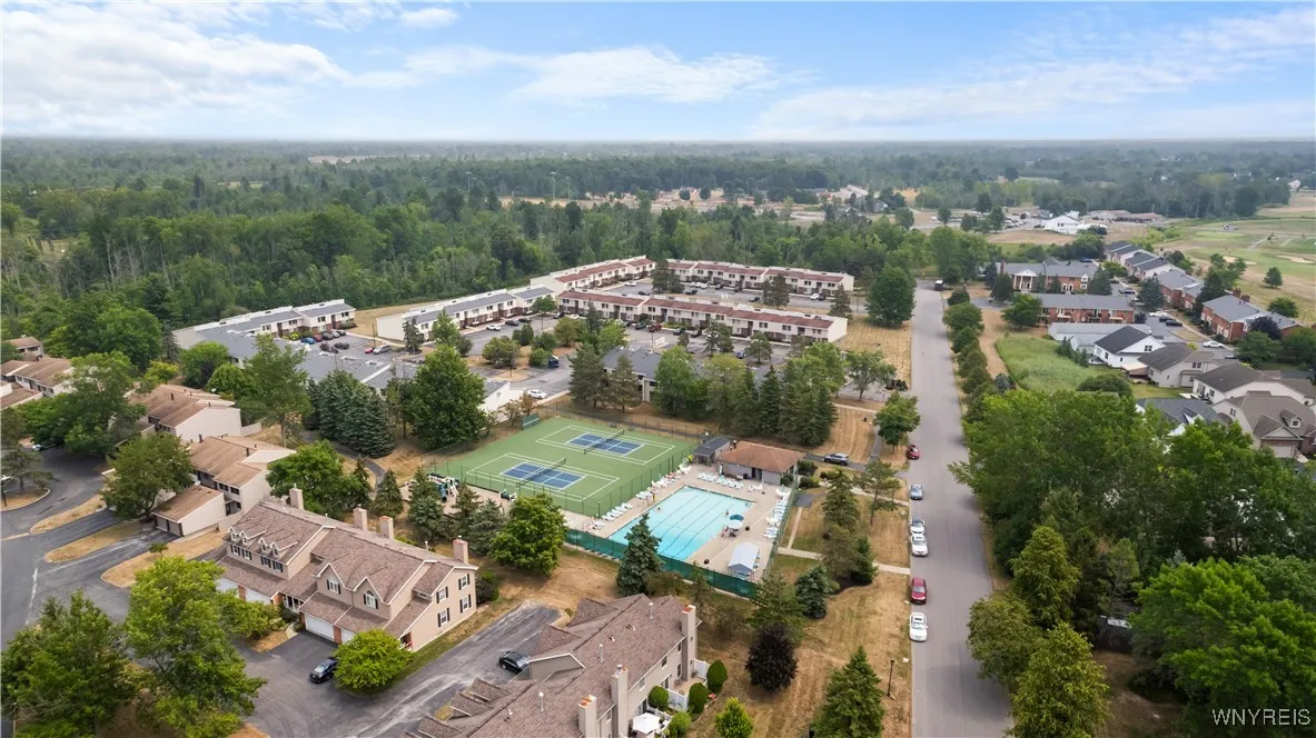 7 Southcreek Court D, Amherst, New York 14051, Amherst, New York 14051, 2 Bedrooms Bedrooms, 6 Rooms Rooms,2 BathroomsBathrooms,Residential,Closed,7 Southcreek Court D, Amherst, New York 14051,0,B1628781